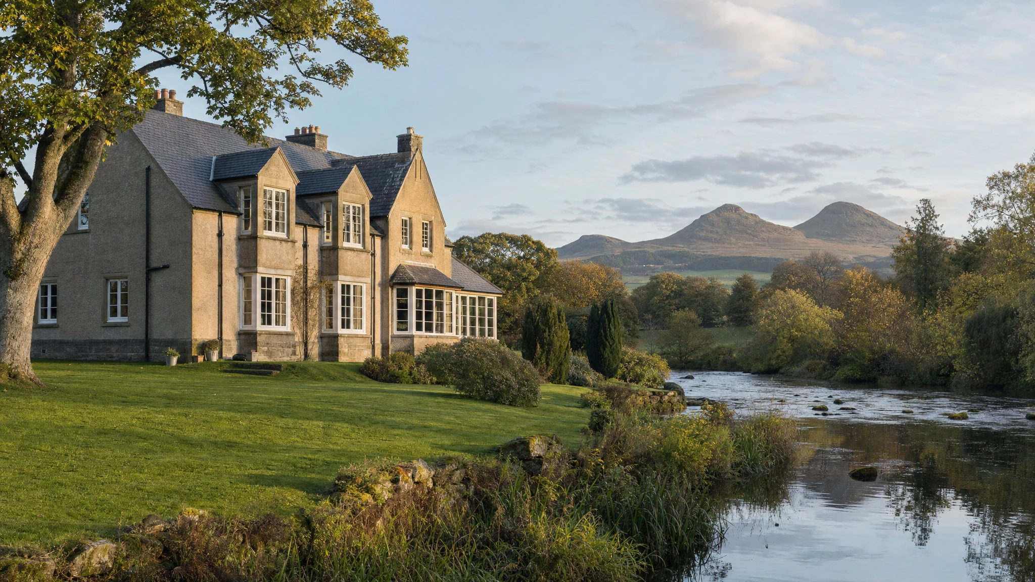 Removals from London to Melrose: An elegant Borders home near Melrose Abbey and the Eildon Hills